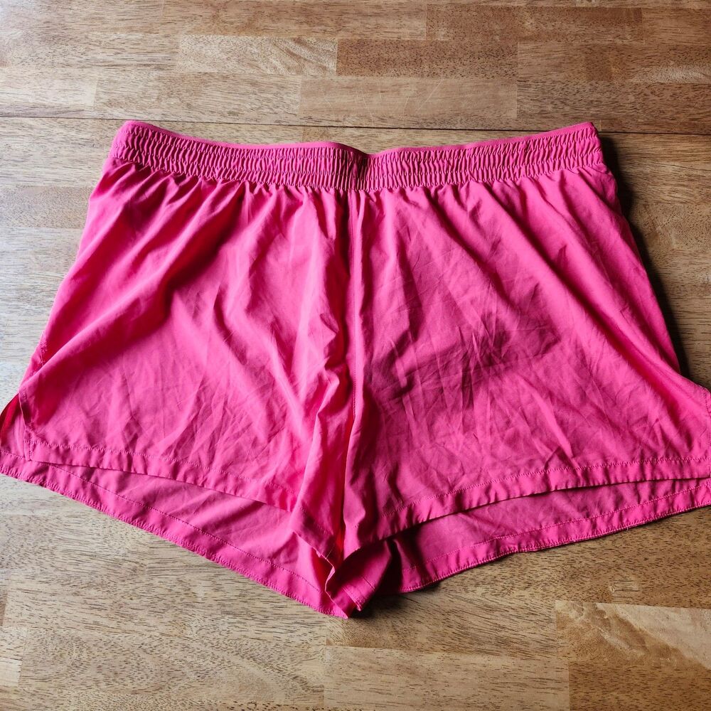 (2X) Fabletics shorts